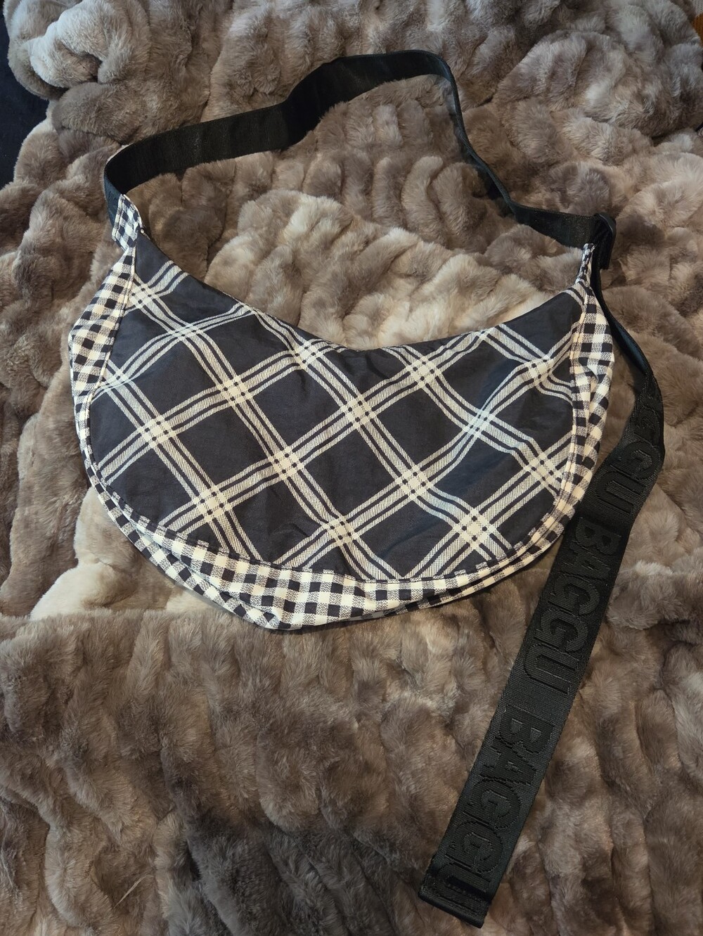 Baggu Mixed Plaid Medium Crescent nwt